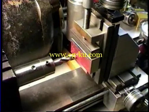 Basic Taig Micro Lathe Operations With Jose Rodriguez 车床操作技术的图片4