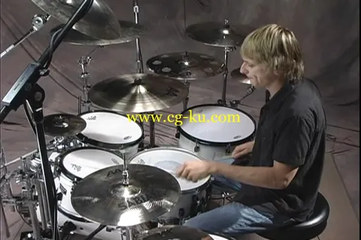 Ray Luzier – Double Bass Drum Techniques, Hand & Foot Coordination, Drum Fills And Warm-Up的图片3