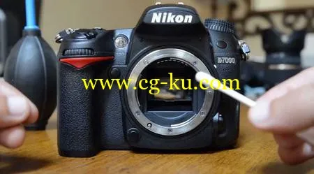 Keep Your Gear Clean How to Remove Dust from DSLR Sensor and Lenses的图片1