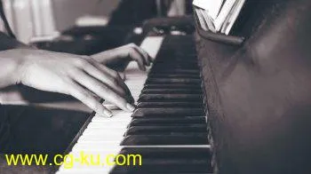 Udemy How to play piano The basics in Easy Online Lessons TUTORiAL的图片1