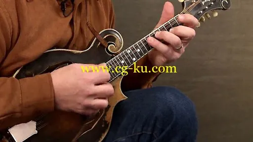 Lynda – Mandolin Lessons with Mike Marshall: 3 Simplifying Difficult Tunes的图片1