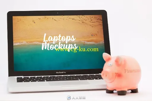 笔记本电脑场景展示PSD模板Laptops - Mockups V06的图片1