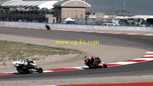 4辆摩托车同赛道竞技视频素材的图片3