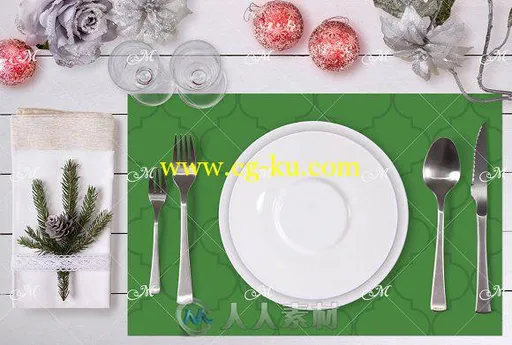 圣诞餐具平面摆放展示PSD模板Christmas table Mockup. PSD的图片2