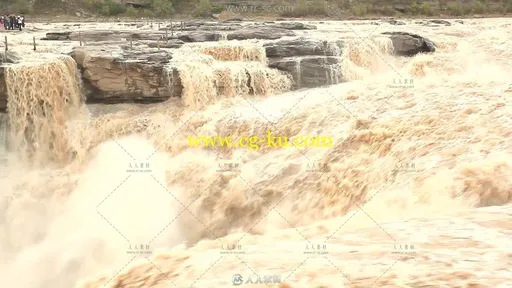 黄河水兴起万丈波涛倾泻而下高清实拍视频素材的图片1